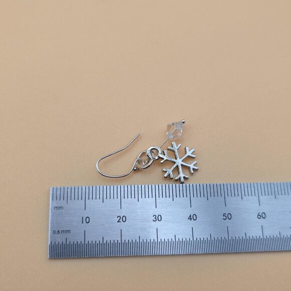 Sterling Silver Crystal And Snowflake Dangle Earrings A5764 - Picture 4 of 5